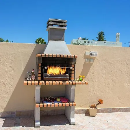 Villa Rose 5 Minutes Walk From The Center Of Carvoeiro And The Beach With Private Heated Pool And Ac