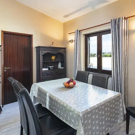 Villa Rose 5 Minutes Walk From The Center Of Carvoeiro And The Beach With Private Heated Pool And Ac *